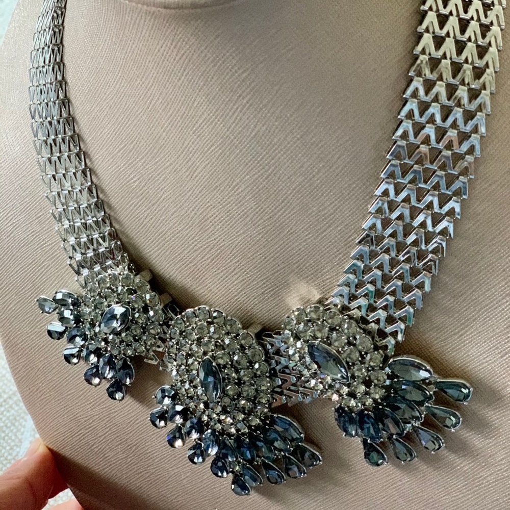 Necklace - Picture 6 of 9